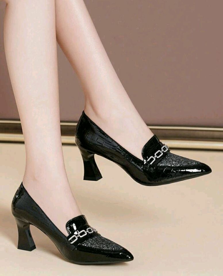 Women Closed Shoes - Bob Adams Omec Online Smart Shop